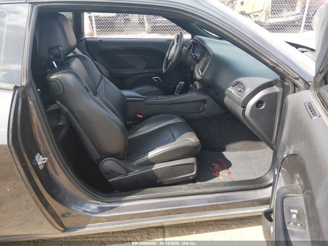 Продажа на аукционе авто 2016 Dodge Challenger R/t Plus, vin: 2C3CDZBT9GH315211, номер лота: 44866580
