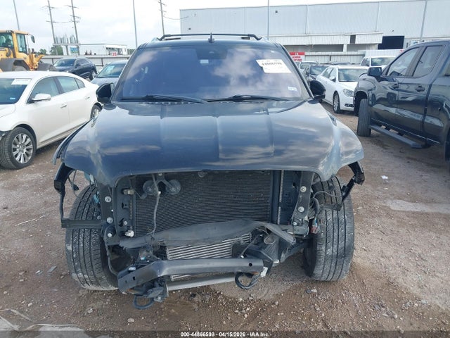 44866598 :رقم المزاد ، 5LMJJ3LT3KEL18329 vin ، 2019 Lincoln Navigator L Reserve مزاد بيع