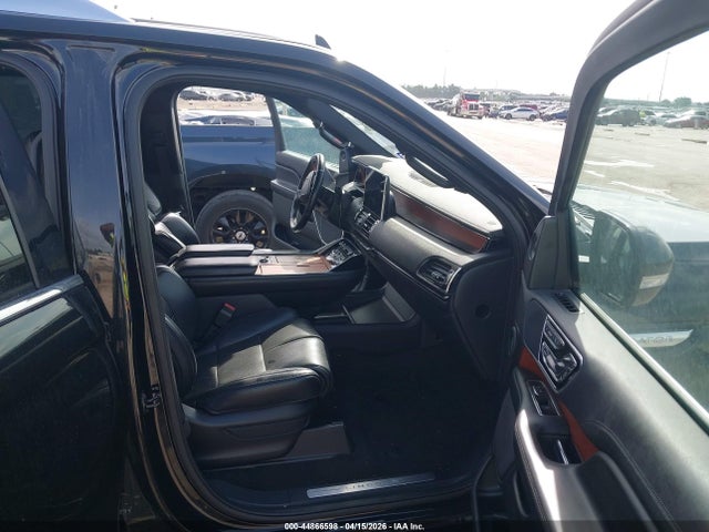 44866598 :رقم المزاد ، 5LMJJ3LT3KEL18329 vin ، 2019 Lincoln Navigator L Reserve مزاد بيع