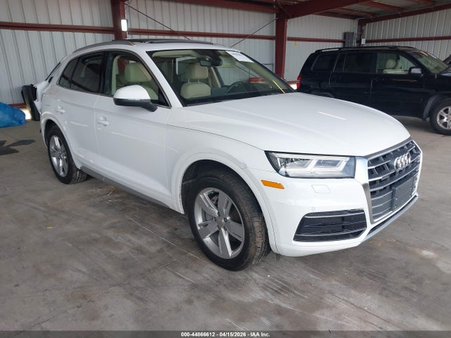 2018 Audi Q5 2.0t Premium/2.0t Tech Premium მანქანა იყიდება აუქციონზე, vin: WA1BNAFY5J2020726, აუქციონის ნომერი: 44866612