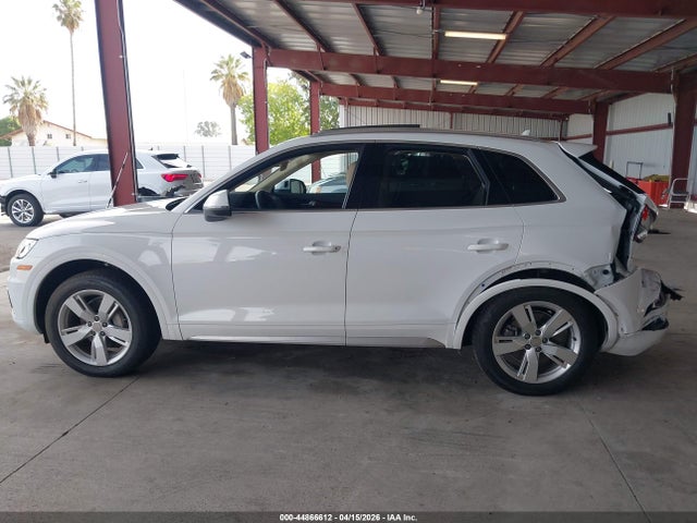 Auction sale of the 2018 Audi Q5 2.0t Premium/2.0t Tech Premium, vin: WA1BNAFY5J2020726, lot number: 44866612