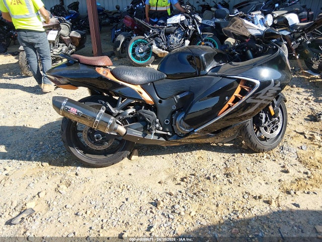2022 Suzuki Gsx1300 Rr მანქანა იყიდება აუქციონზე, vin: JS1EJ11B8N7101269, აუქციონის ნომერი: 44866621