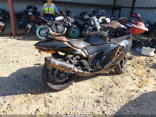 2022 Suzuki Gsx1300 Rr მანქანა იყიდება აუქციონზე, vin: JS1EJ11B8N7101269, აუქციონის ნომერი: 44866621