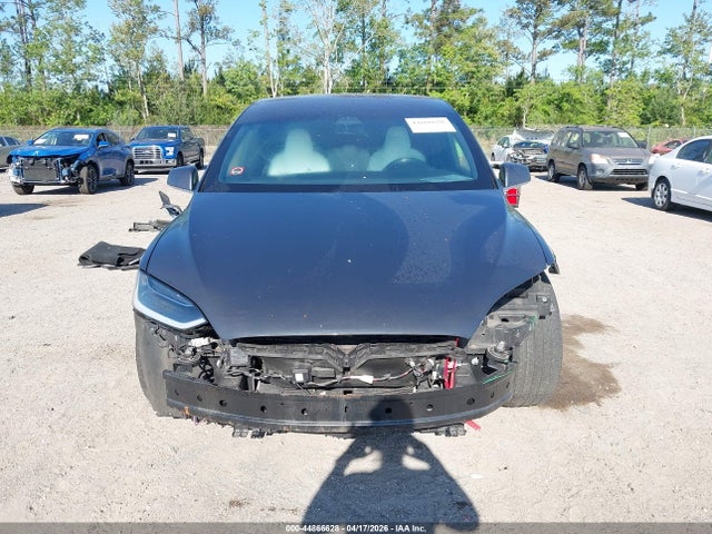 Tesla Model X 100d/75d/p100d 2018 5YJXCAE20JF101564 Image 12