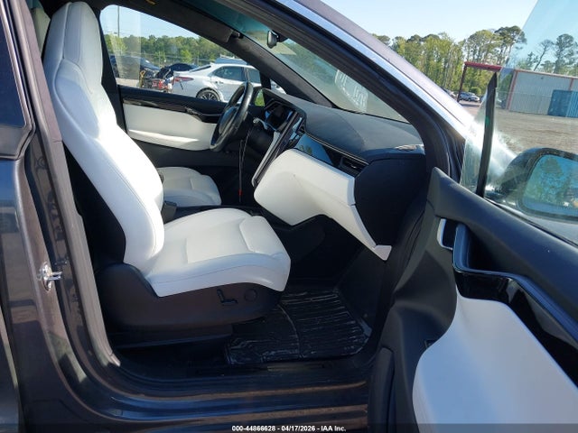 Tesla Model X 100d/75d/p100d 2018 5YJXCAE20JF101564 Image 5