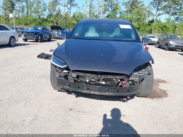 Tesla Model X 100d/75d/p100d 2018 5YJXCAE20JF101564 Image 6