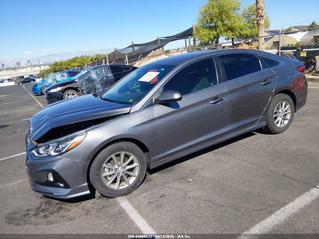 Hyundai SONATA SE 2019 5NPE24AF6KH794972 Image 2