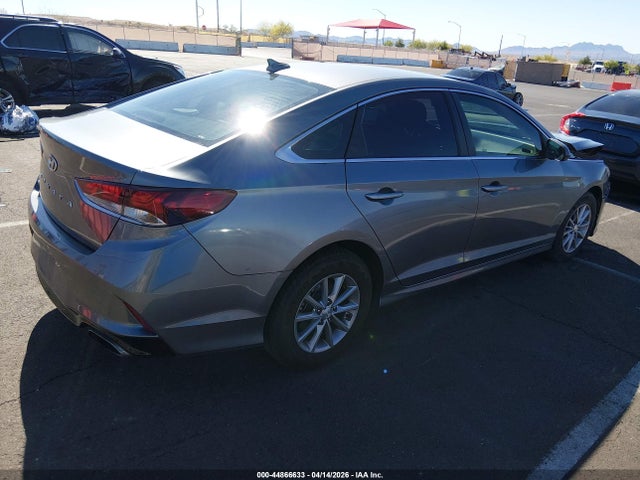 Hyundai SONATA SE 2019 5NPE24AF6KH794972 Image 4