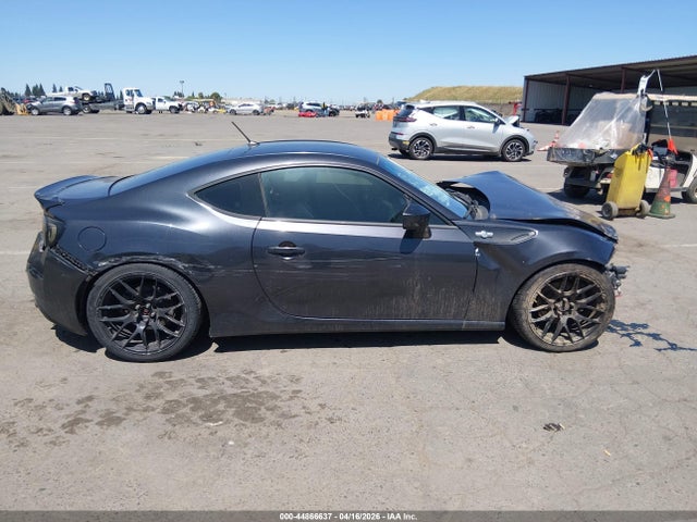 Scion FR-S 2014 JF1ZNAA12E9700102 Image 19