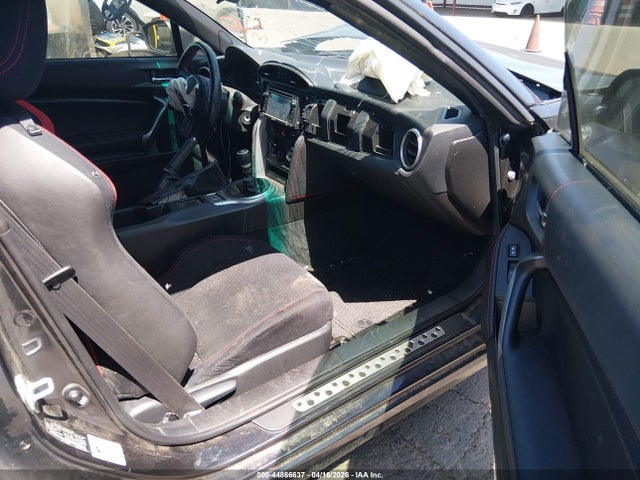 Scion FR-S 2014 JF1ZNAA12E9700102 Image 5