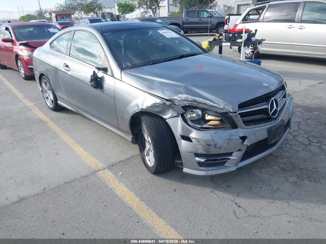 Продажа на аукционе авто 2014 Mercedes-benz C 250, vin: WDDGJ4HB6EG270721, номер лота: 44866641
