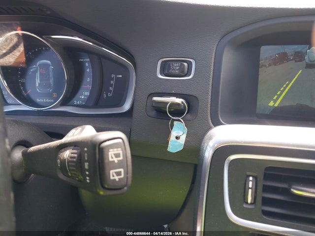 Volvo V60 T5 Premier 2015 YV140MEK3F1222032 Image 11