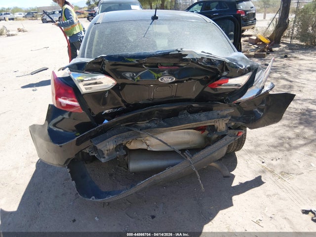 Ford FOCUS S 2016 1FADP3E20GL289100 Image 6