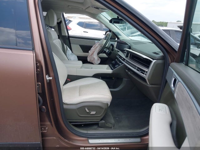 2024 Hyundai Santa Fe Calligraphy მანქანა იყიდება აუქციონზე, vin: 5NMP54GL0RH024612, აუქციონის ნომერი: 44866732