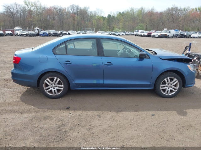 2015 Volkswagen Jetta 2.0l S მანქანა იყიდება აუქციონზე, vin: 3VW2K7AJ9FM226706, აუქციონის ნომერი: 44866746