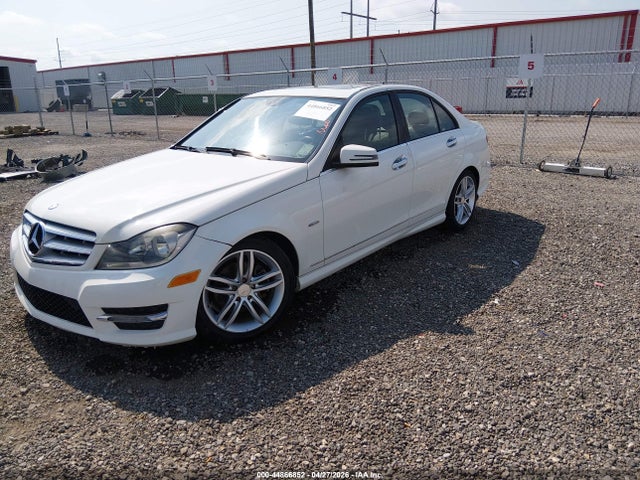 2012 Mercedes-benz C 250 Sport მანქანა იყიდება აუქციონზე, vin: WDDGF4HB9CR231673, აუქციონის ნომერი: 44866852