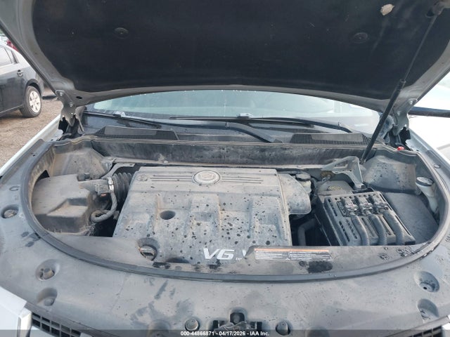 Продажа на аукционе авто 2015 Cadillac Srx Standard, vin: 3GYFNAE39FS582017, номер лота: 44866871