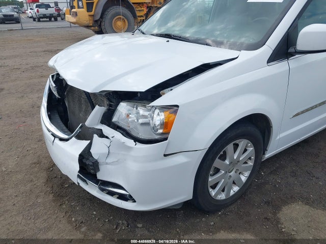 44866928 :رقم المزاد ، 2C4RC1BG4GR290340 vin ، 2016 Chrysler Town & Country Touring مزاد بيع