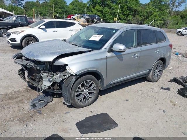 44866948 :رقم المزاد ، JA4AD3A3XJJ002427 vin ، 2018 Mitsubishi Outlander Se مزاد بيع