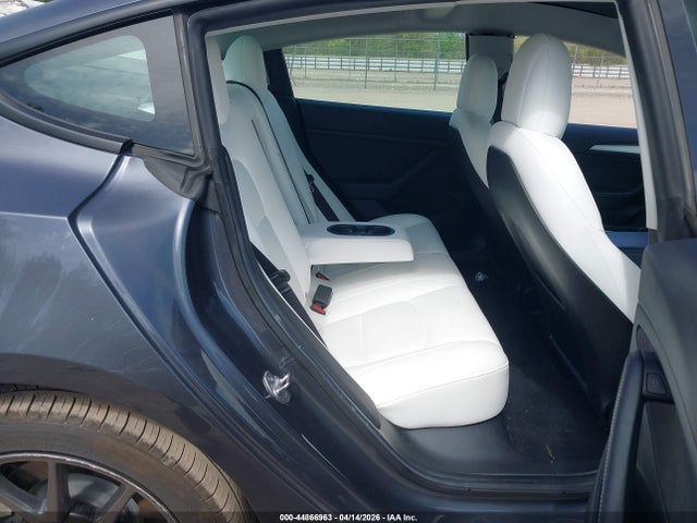 Продаж на аукціоні авто 2022 Tesla Model 3 Long Range Dual Motor All-wheel Drive, vin: 5YJ3E1EB5NF180437, номер лоту: 44866963