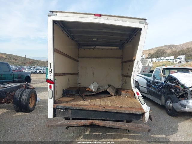 Ford E-350 Cutaway 2014 1FDWE3FL5EDA06306 Image 15