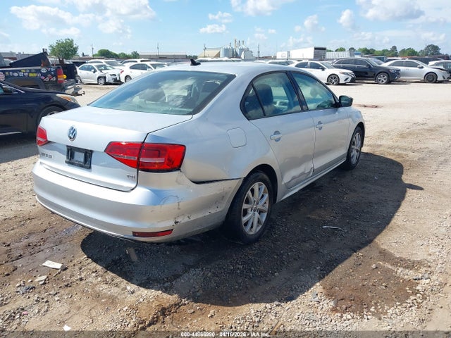 2015 Volkswagen Jetta 1.8t Se მანქანა იყიდება აუქციონზე, vin: 3VWD17AJ8FM282941, აუქციონის ნომერი: 44866990