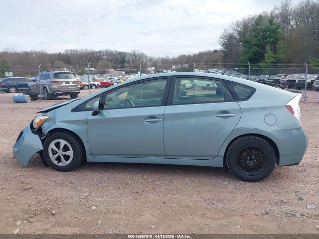 2013 Toyota Prius Two მანქანა იყიდება აუქციონზე, vin: JTDKN3DU4D5696198, აუქციონის ნომერი: 44867010