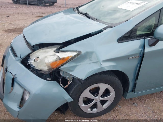 2013 Toyota Prius Two მანქანა იყიდება აუქციონზე, vin: JTDKN3DU4D5696198, აუქციონის ნომერი: 44867010