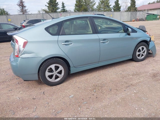 2013 Toyota Prius Two მანქანა იყიდება აუქციონზე, vin: JTDKN3DU4D5696198, აუქციონის ნომერი: 44867010