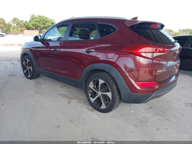 44867028 :رقم المزاد ، KM8J3CA22GU044674 vin ، 2016 Hyundai Tucson Limited مزاد بيع