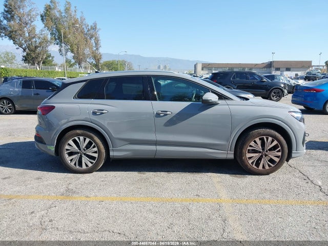 WA1ACBFZ2PP058040 Audi Q4 E-tron Premium 40 Rwd