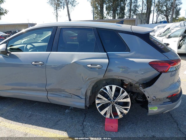 WA1ACBFZ2PP058040 Audi Q4 E-tron Premium 40 Rwd