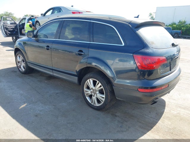 2011 AUDI Q7 WA1LGAFE1BD001049 Photo 2