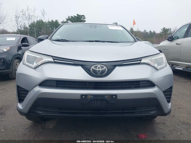 Toyota RAV4 LE 2017 2T3BFREV1HW660507 Image 13