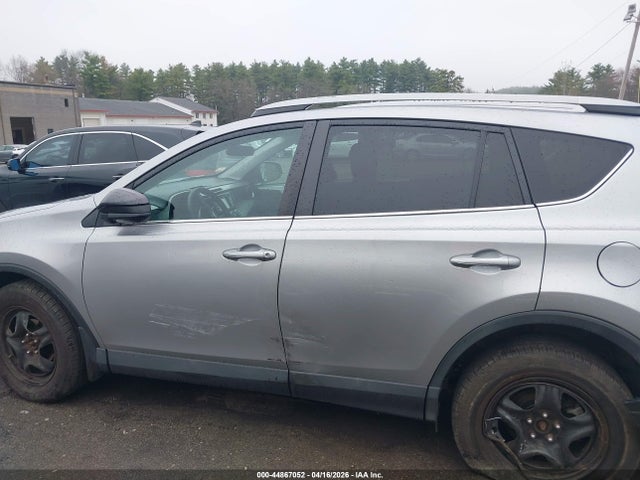 Toyota RAV4 LE 2017 2T3BFREV1HW660507 Image 15
