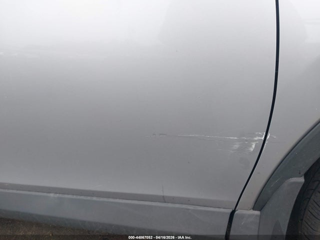 Toyota RAV4 LE 2017 2T3BFREV1HW660507 Image 19