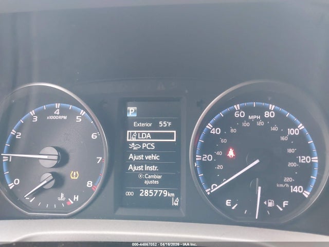Toyota RAV4 LE 2017 2T3BFREV1HW660507 Image 7