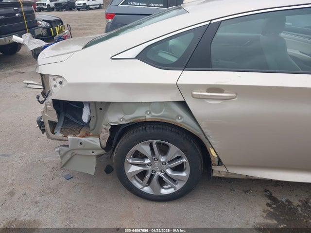 Honda ACCORD LX 2018 1HGCV1F15JA157668 Image 18