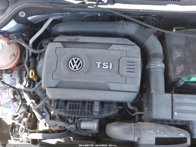 44867100 :رقم المزاد ، 3VWD17AJ8FM261491 vin ، 2015 Volkswagen Jetta 1.8t Se مزاد بيع
