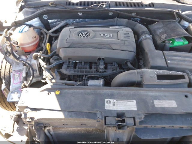 44867100 :رقم المزاد ، 3VWD17AJ8FM261491 vin ، 2015 Volkswagen Jetta 1.8t Se مزاد بيع