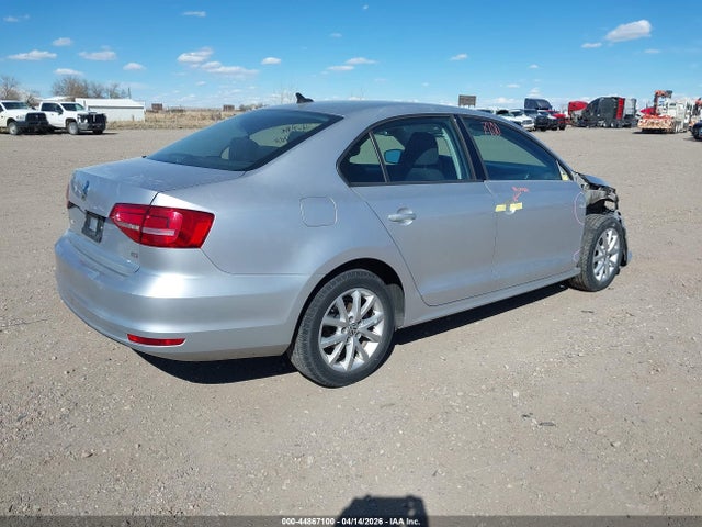 44867100 :رقم المزاد ، 3VWD17AJ8FM261491 vin ، 2015 Volkswagen Jetta 1.8t Se مزاد بيع