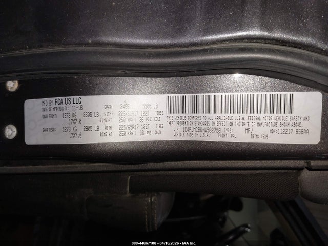 44867108 :رقم المزاد ، 1C4PJMCB6HW582758 vin ، 2017 Jeep Cherokee Latitude 4x4 مزاد بيع
