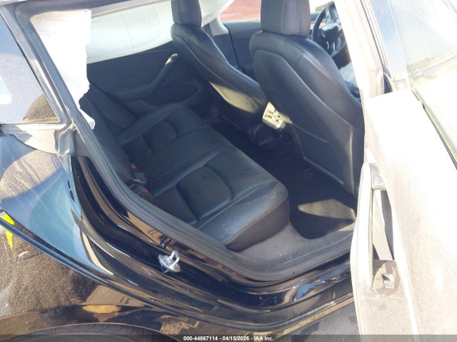 2022 Tesla Model 3 Long Range Dual Motor All-wheel Drive მანქანა იყიდება აუქციონზე, vin: 5YJ3E1EB3NF185040, აუქციონის ნომერი: 44867114