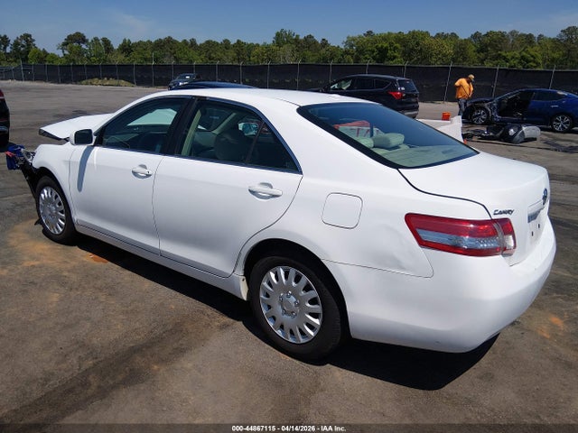 2011 Toyota Camry მანქანა იყიდება აუქციონზე, vin: 4T1BF3EK2BU632119, აუქციონის ნომერი: 44867115