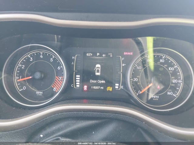 44867152 :رقم المزاد ، 1C4PJMCS0FW659542 vin ، 2015 Jeep Cherokee Latitude مزاد بيع