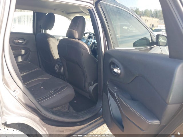 44867152 :رقم المزاد ، 1C4PJMCS0FW659542 vin ، 2015 Jeep Cherokee Latitude مزاد بيع