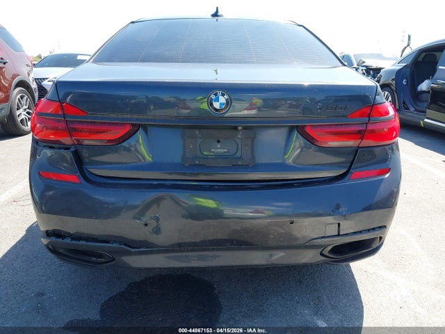 2018 Bmw 750i მანქანა იყიდება აუქციონზე, vin: WBA7F0C52JGM22717, აუქციონის ნომერი: 44867153