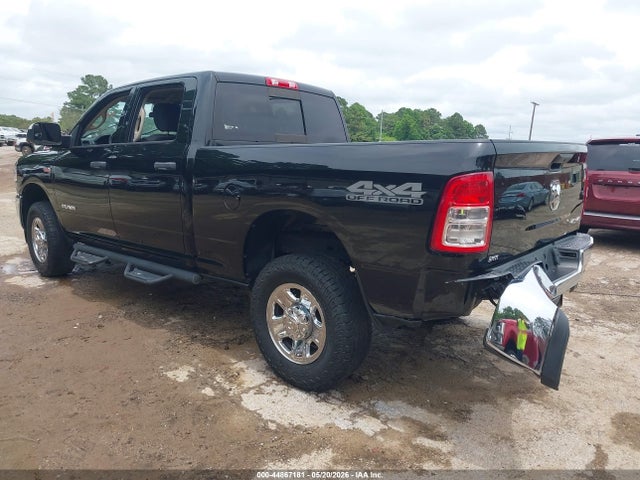 44867181 :رقم المزاد ، 3C6UR5CJ2KG704408 vin ، 2019 Ram 2500 مزاد بيع