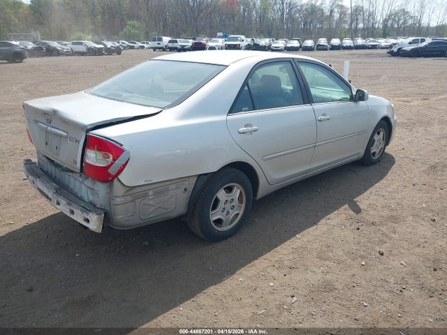 2003 Toyota Camry Le V6 მანქანა იყიდება აუქციონზე, vin: 4T1BF32K83U056624, აუქციონის ნომერი: 44867201