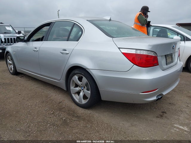 2008 Bmw 528i მანქანა იყიდება აუქციონზე, vin: WBANU53558CT17021, აუქციონის ნომერი: 44867208